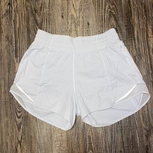 white high rise lululemon hottie hot shorts 4” inseam size 4
